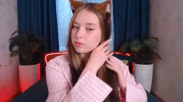 PureLedy webcam