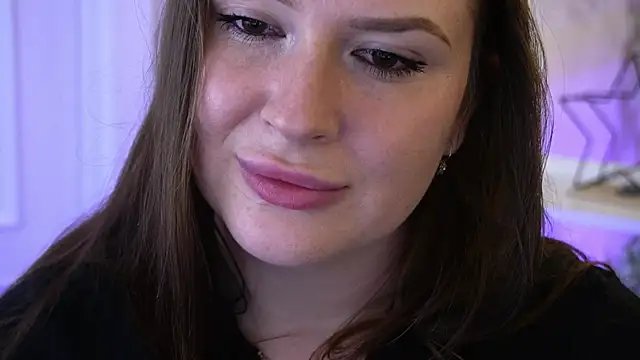AliceOfWondersS webcam