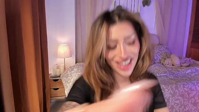 ConnieDeep webcam