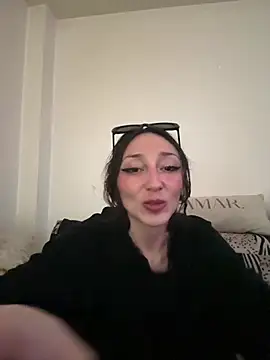 FrutillitaXX live cam on StripChat