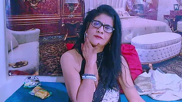 IndianAllure webcam