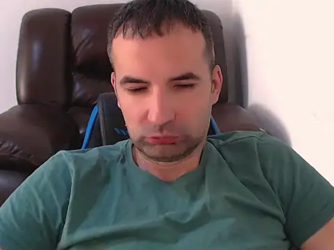 leo_1617 - Leo_1617's free webcam - UK Sex Cams