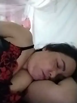 Naaya8109 webcam