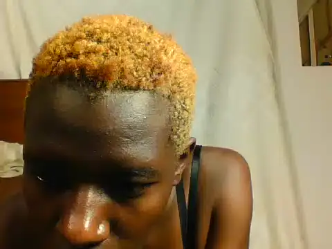 Goldy_petite webcam