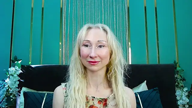 KissDreamm webcam
