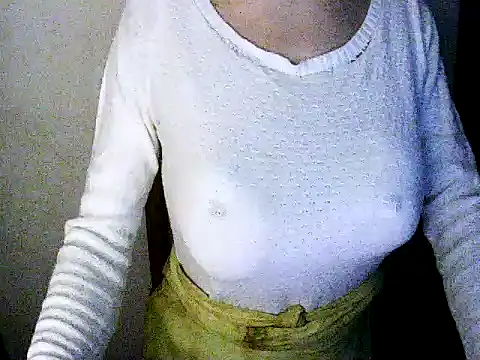 モデル: flayeyena