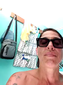 sexy7883 webcam