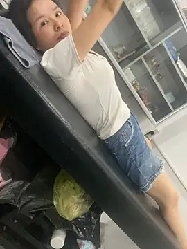 Ivy_Trix2 webcam