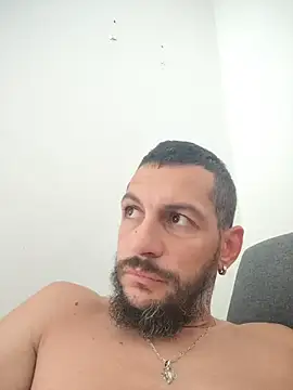Lebarbu69020 live cam on StripChat