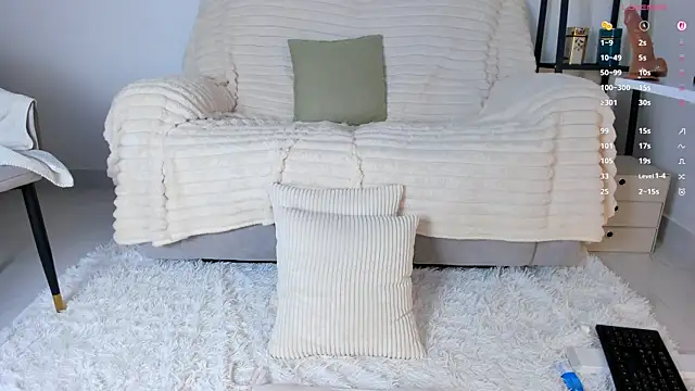 emydollyy live webcam show