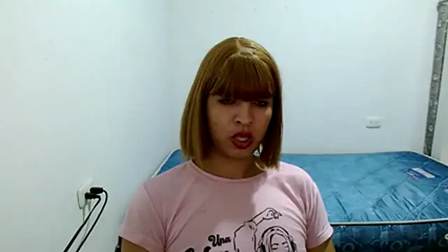 estefania224 webcam