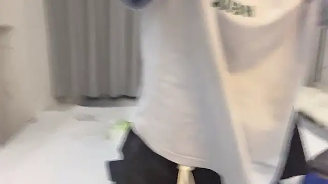 junnan001 live cam on StripChat