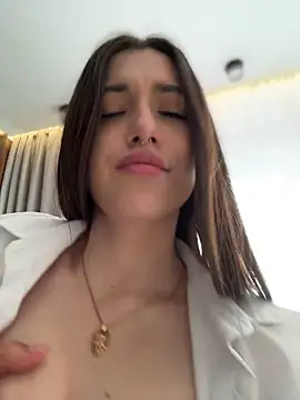 BOOMFOXY live cam on StripChat