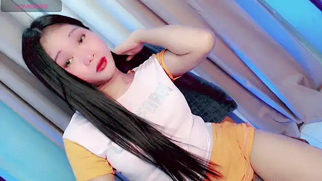 Littleslutty_baby live cam on StripChat