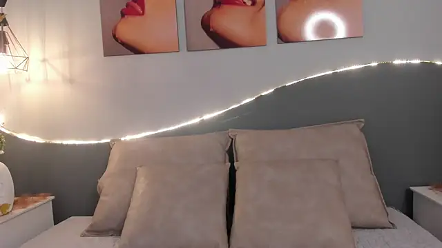 CannelaSmith webcam
