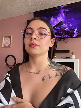 Morgana_Pink webcam