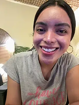 TS-SimplyTheBest live webcam show