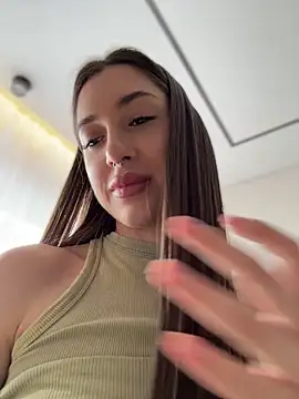 BOOMFOXY live webcam show
