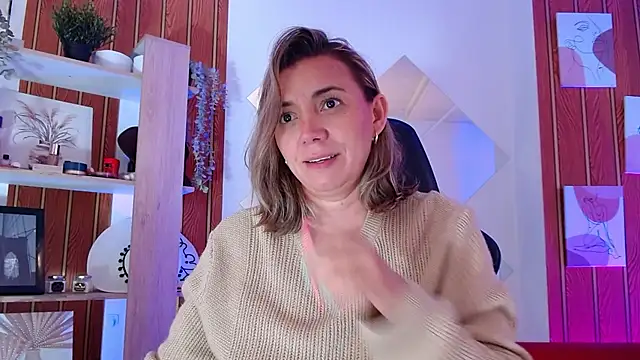 milfsecret69 webcam