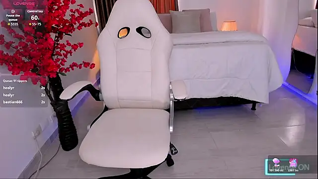 ANGIE-SMITH webcam