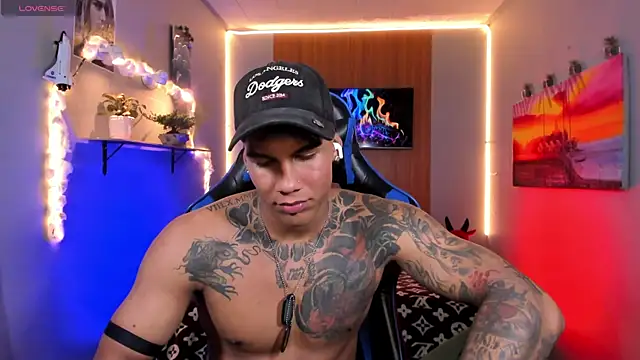 Damian_latinxxx live cam