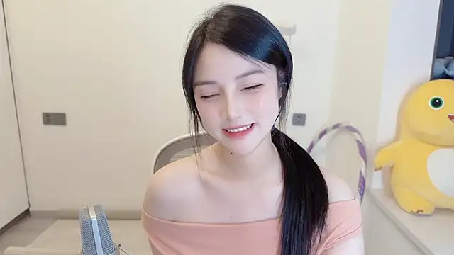 holo_love live webcam show