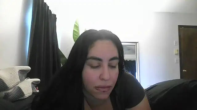WetFlower69 live cam on StripChat
