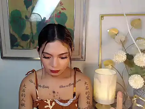 Lucy_Summer webcam