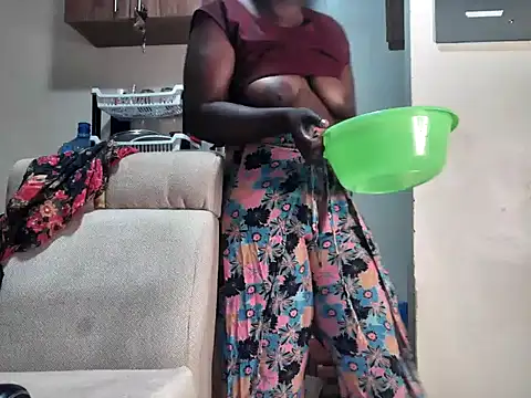 sexyleah25 webcam