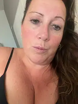 xsexycurvymilf