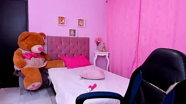 zara_cute webcam