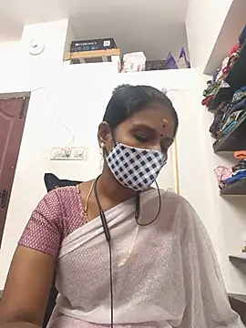 Tamil_Yalini12 live cam on StripChat