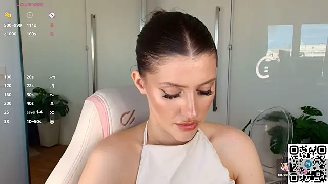 Skinny_Alice