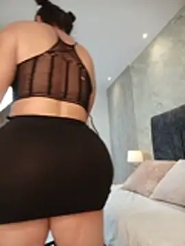 lola__sweetx live webcam show