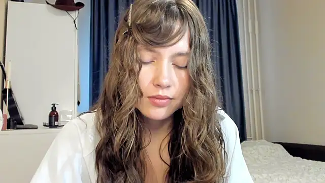 MaryannSofts live webcam show