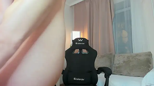 LoveBettie live webcam show