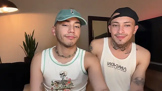 Noah_and_Steven live webcam show