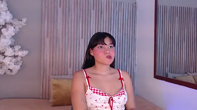 Kitty_Desire2 webcam
