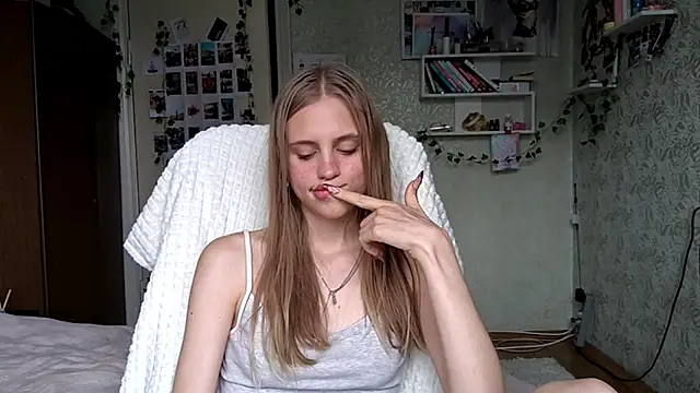 StacyPinky live webcam show