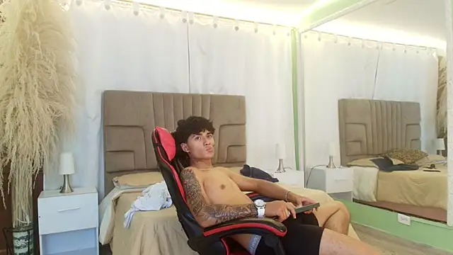 Ruslan_marcel live webcam show