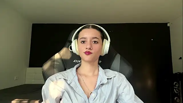 NakishaPreedom live webcam show