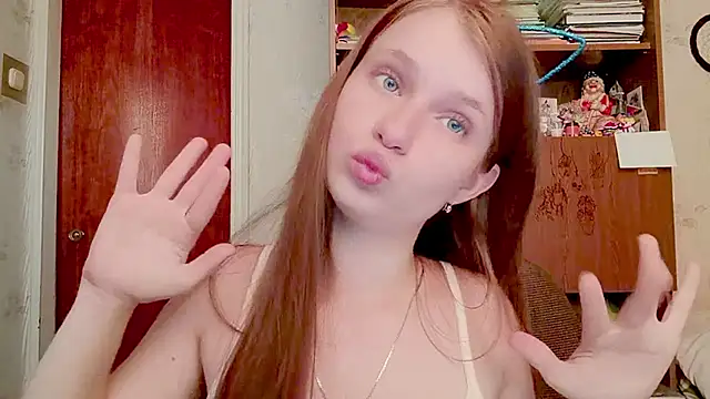 CecilleSollors live webcam show