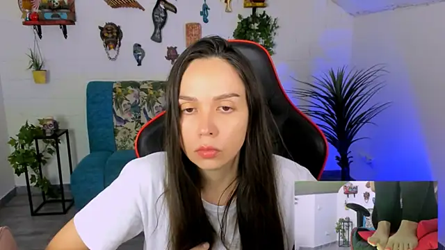 OliviaWeles webcam