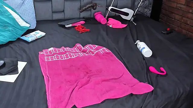 Couple_Gold69 webcam