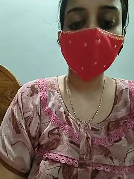 Tamil_shalini live cam on StripChat
