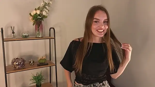 Nicole_Keller live cam on StripChat