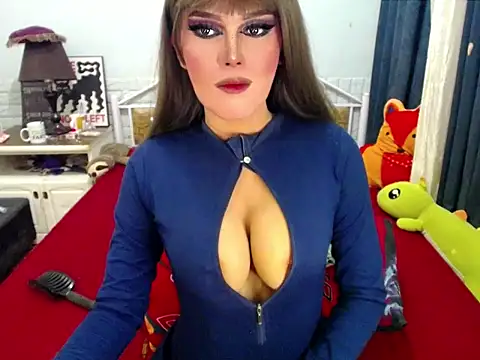 WILDDENNY1 live cam on StripChat