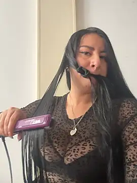 Abril_Luv webcam