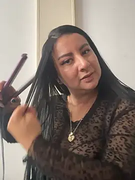Abril_Luv webcam