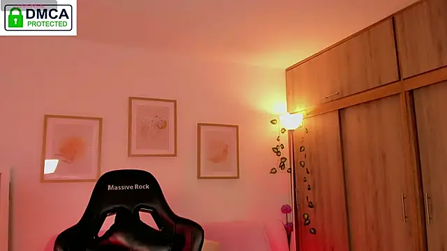 aleja_montiel__ webcam